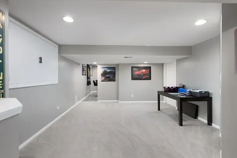 804 South Sparkle Court Oswego IL 60543
