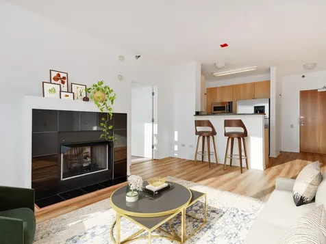 600 North Kingsbury Street Chicago IL 60610