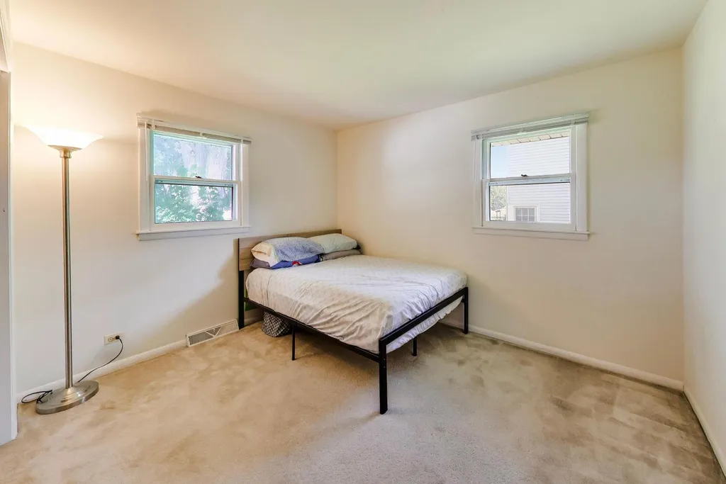 249 Sunrise Avenue Willowbrook IL 60527