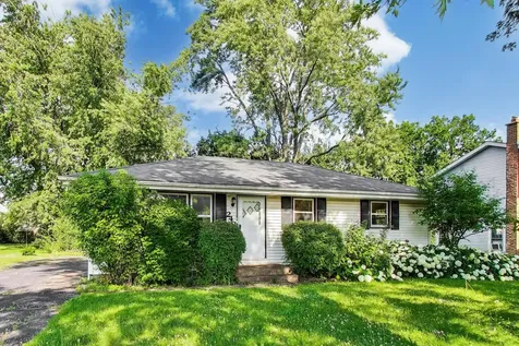 249 Sunrise Avenue Willowbrook IL 60527