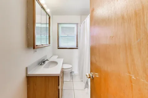 249 Sunrise Avenue Willowbrook IL 60527