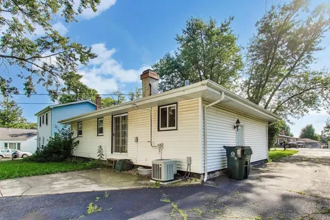 249 Sunrise Avenue Willowbrook IL 60527