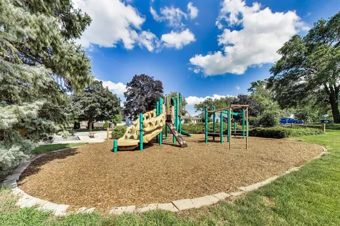 249 Sunrise Avenue Willowbrook IL 60527
