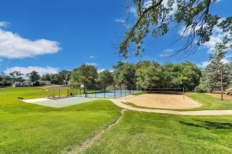 249 Sunrise Avenue Willowbrook IL 60527