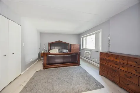 425 Home Avenue Oak Park IL 60302