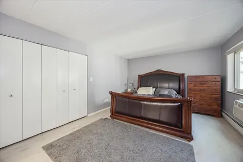425 Home Avenue Oak Park IL 60302
