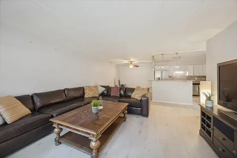 425 Home Avenue Oak Park IL 60302