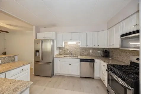 425 Home Avenue Oak Park IL 60302