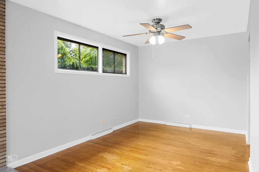 415 East Atwater Avenue Elmhurst IL 60126