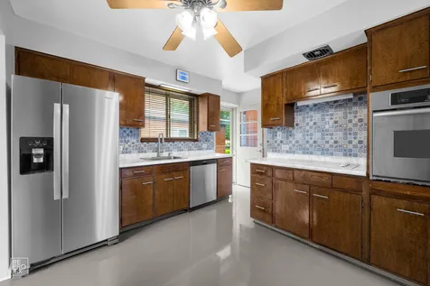 415 East Atwater Avenue Elmhurst IL 60126