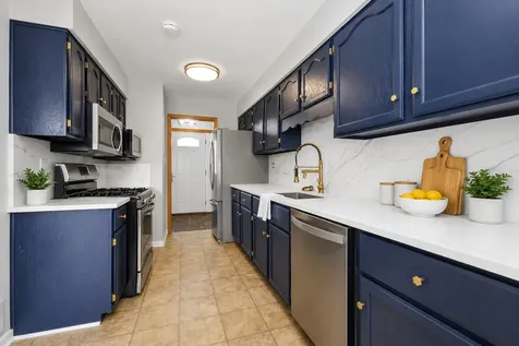 9336 Moody Avenue Oak Lawn IL 60453