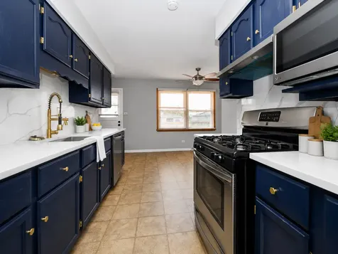 9336 Moody Avenue Oak Lawn IL 60453