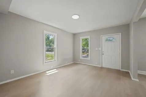 780 South Elm Avenue Kankakee IL 60901