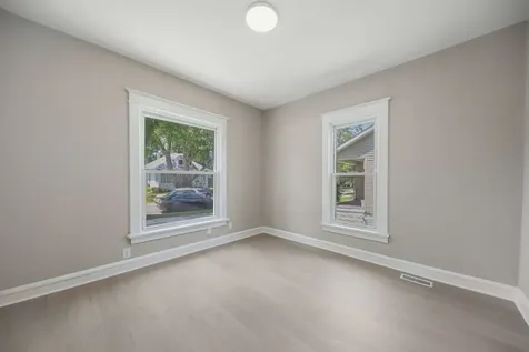 780 South Elm Avenue Kankakee IL 60901