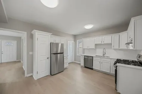 780 South Elm Avenue Kankakee IL 60901