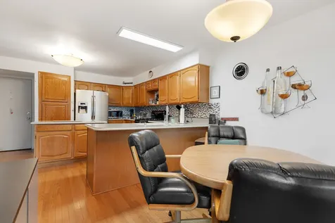 130 Chambord Court Bloomingdale IL 60108