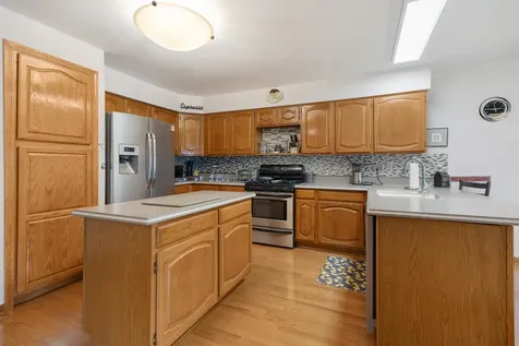 130 Chambord Court Bloomingdale IL 60108