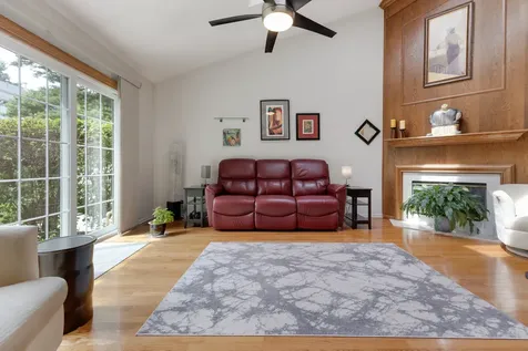 130 Chambord Court Bloomingdale IL 60108