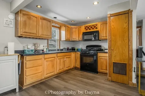 453 North Michigan Avenue Bradley IL 60915