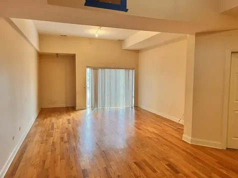 5758 North California Avenue Chicago IL 60659