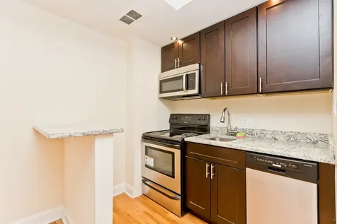 1430 North Dearborn Street Chicago IL 60610