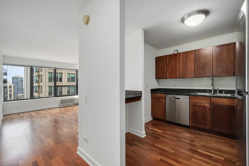 30 East Huron Street Chicago IL 60611