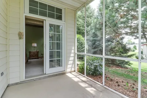 17 Grape Vine Lane Bloomington IL 61704