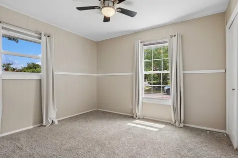 680 Brantwood Court Elk Grove Village IL 60007