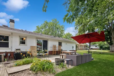 680 Brantwood Court Elk Grove Village IL 60007
