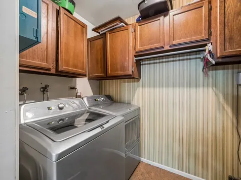 131 Innsbrook Drive Streamwood IL 60107