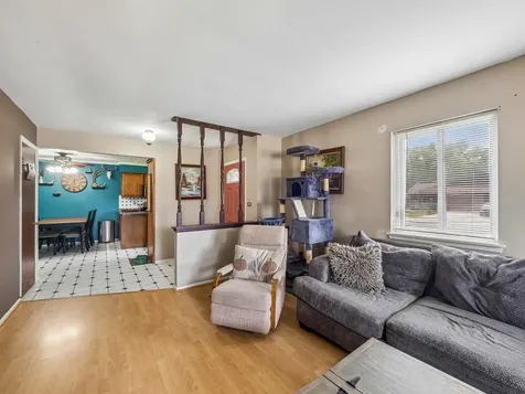 131 Innsbrook Drive Streamwood IL 60107