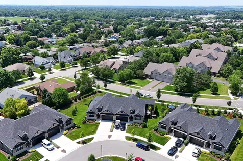 1352 Lacoma Court Lockport IL 60441
