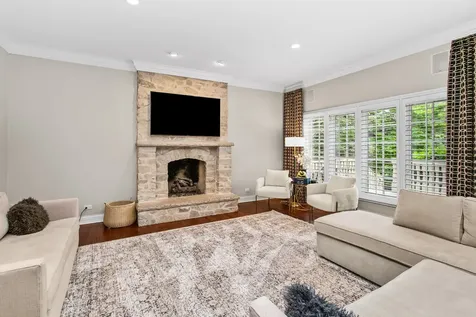 610 Grant Court Burr Ridge IL 60527