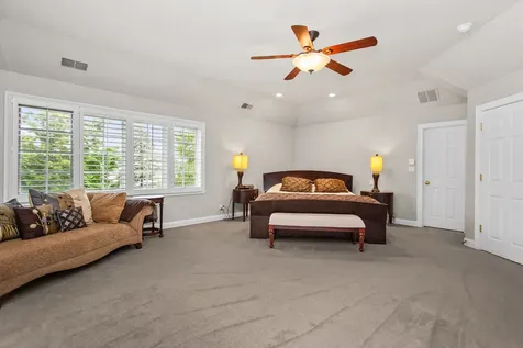 610 Grant Court Burr Ridge IL 60527