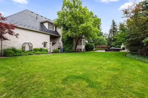 610 Grant Court Burr Ridge IL 60527