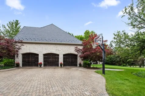 610 Grant Court Burr Ridge IL 60527