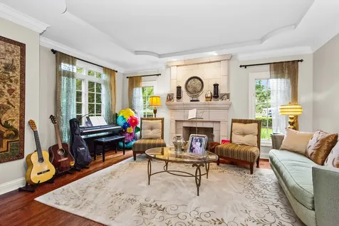 610 Grant Court Burr Ridge IL 60527