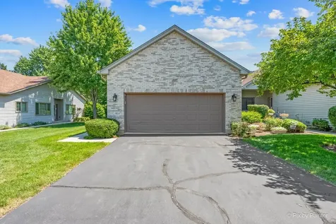 107 Fawn Lane Elgin IL 60120