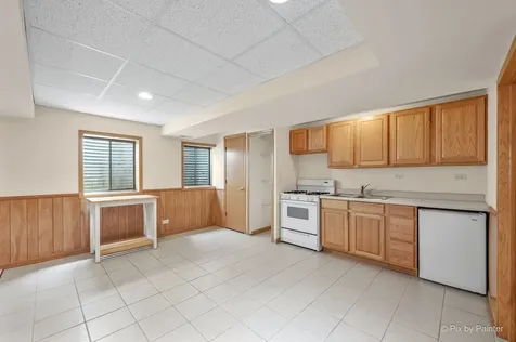 107 Fawn Lane Elgin IL 60120