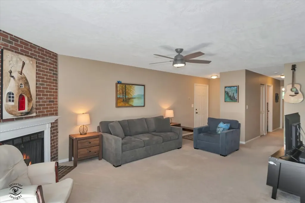 2158 Sunderland Court Naperville IL 60565