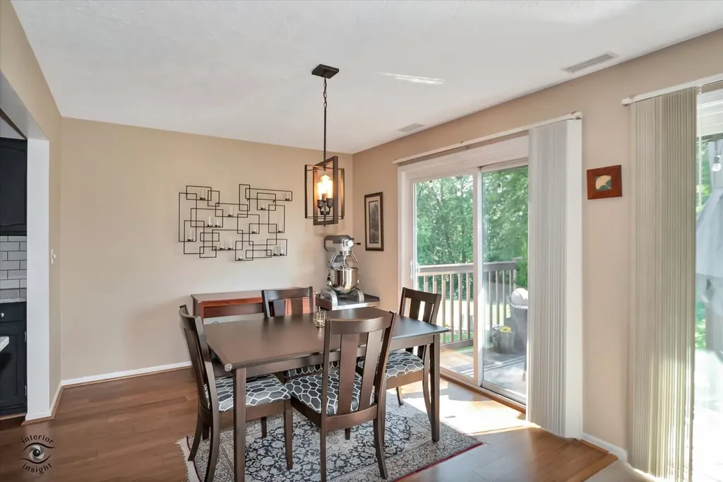 2158 Sunderland Court Naperville IL 60565
