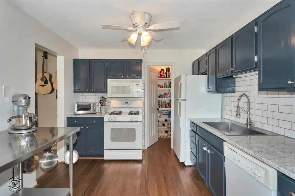 2158 Sunderland Court Naperville IL 60565