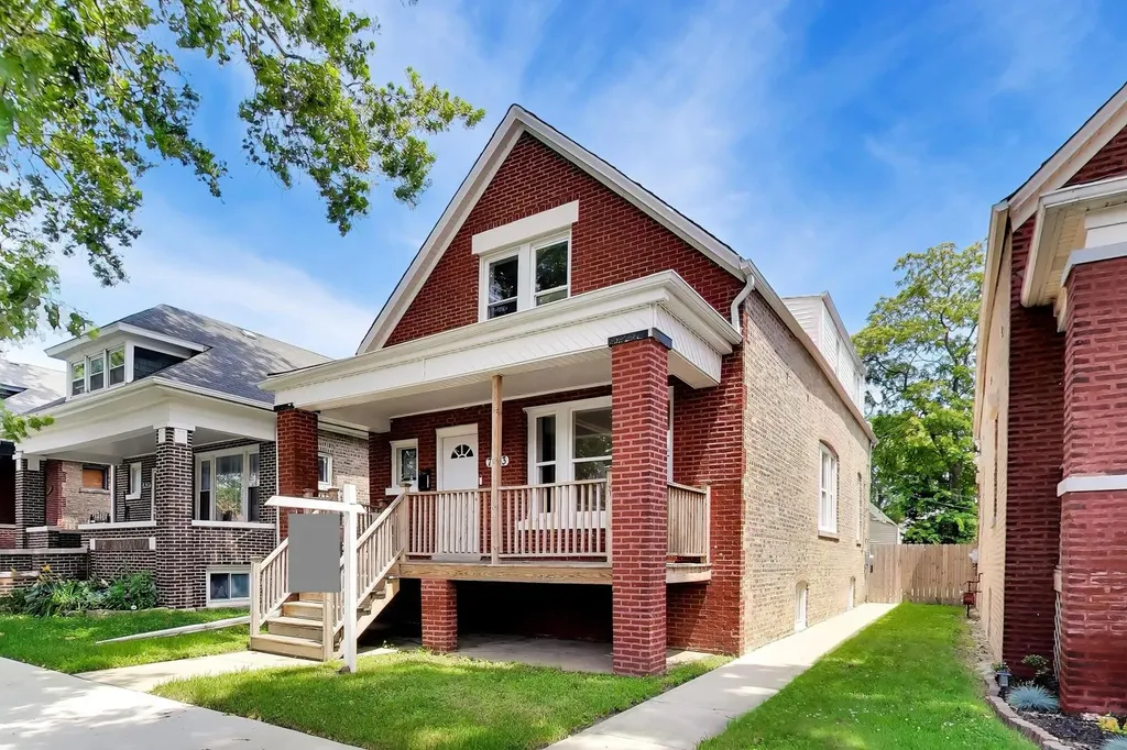 7643 South Eberhart Avenue Chicago IL 60619