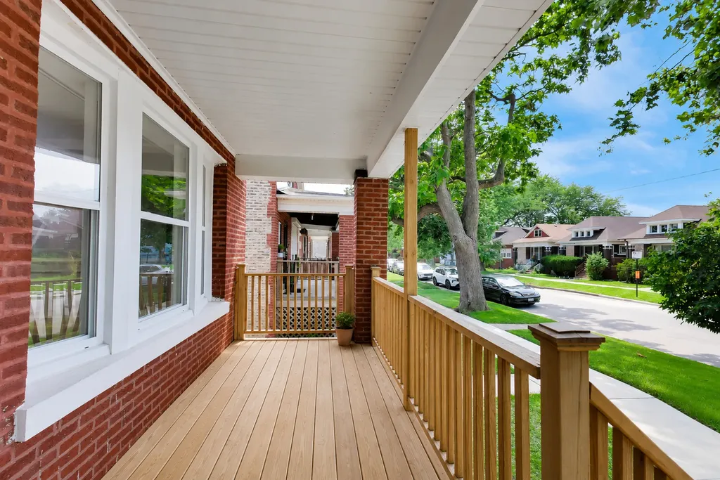 7643 South Eberhart Avenue Chicago IL 60619