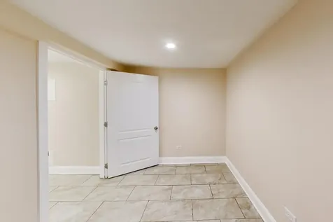 7643 South Eberhart Avenue Chicago IL 60619