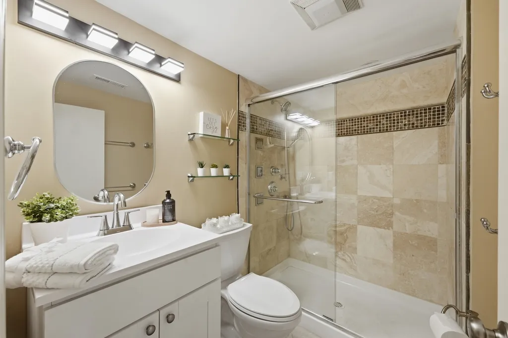 499 Carlsbad Trail Roselle IL 60172