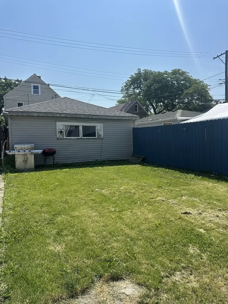 2851 South Saint Louis Avenue Chicago IL 60623