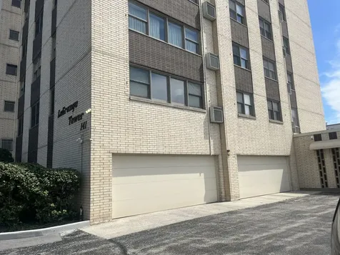 141 North La Grange Road La Grange IL 60525