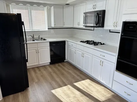 3660 186TH Street Lansing IL 60438