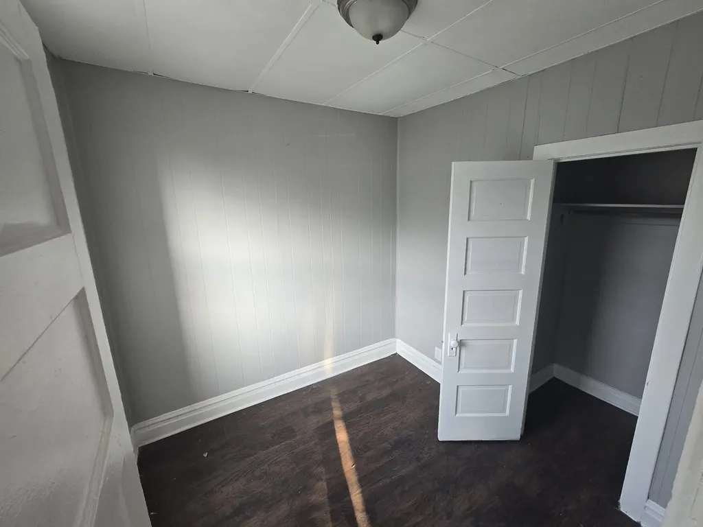 1229 East 71st Street Chicago IL 60619